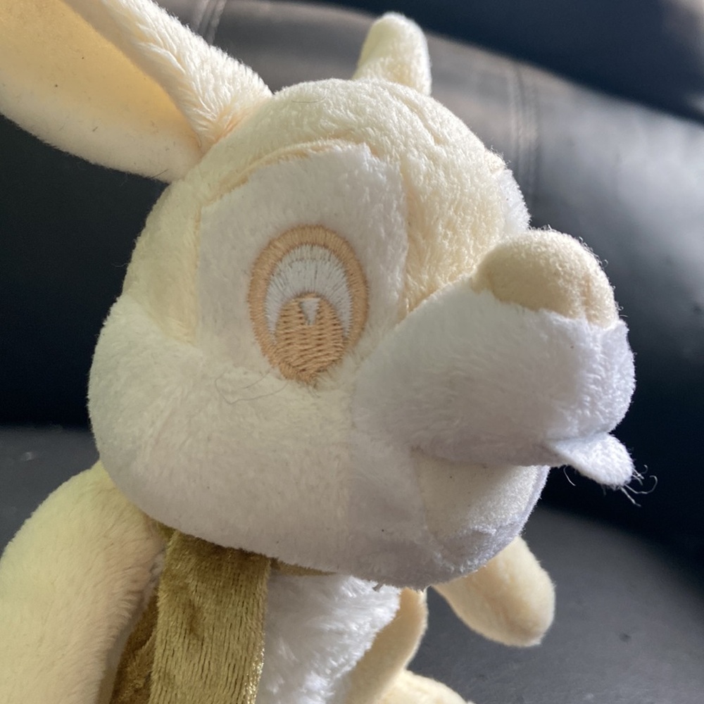 🍭🌟🐰Thumper from Bambi Disney white cream Plush (special edition?)